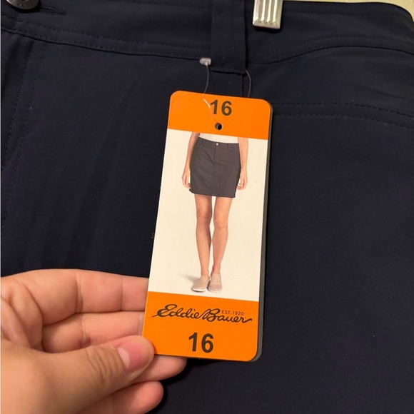 NWT Women’s Eddie Bauer "ADVENTURER 2.0" UPF 50 Navy Blue Skort Size 16 - Picture 7 of 8